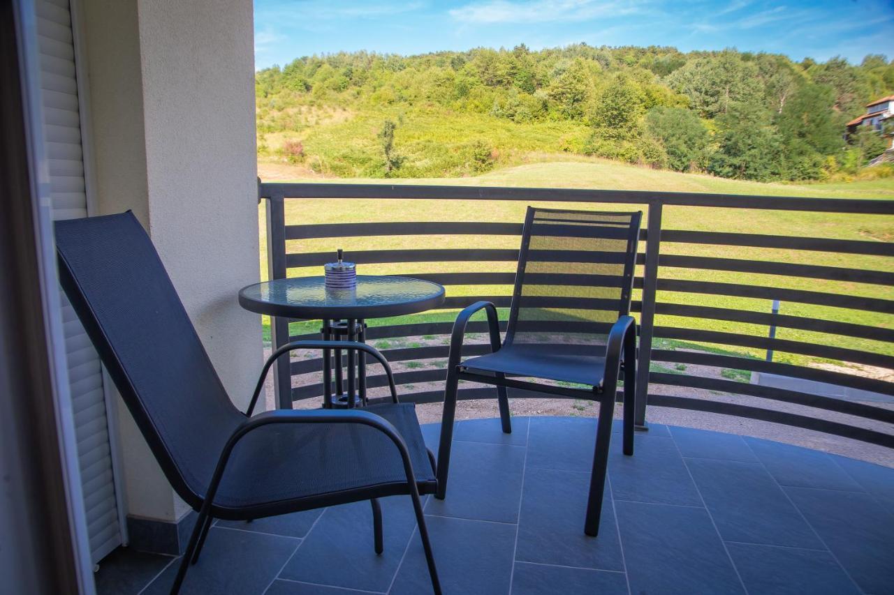 Apartmani Leptir Rakovica Exterior foto