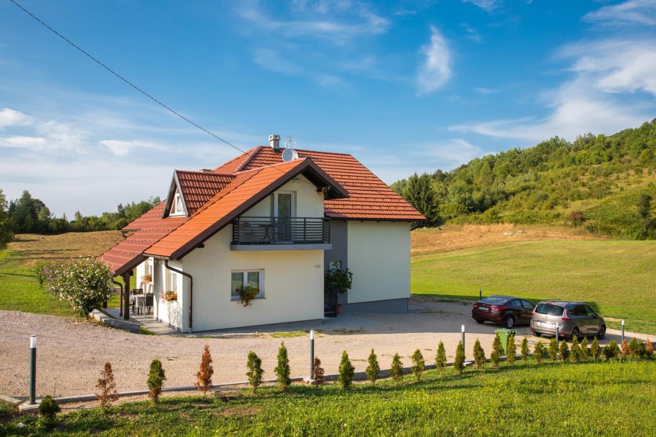 Apartmani Leptir Rakovica Exterior foto