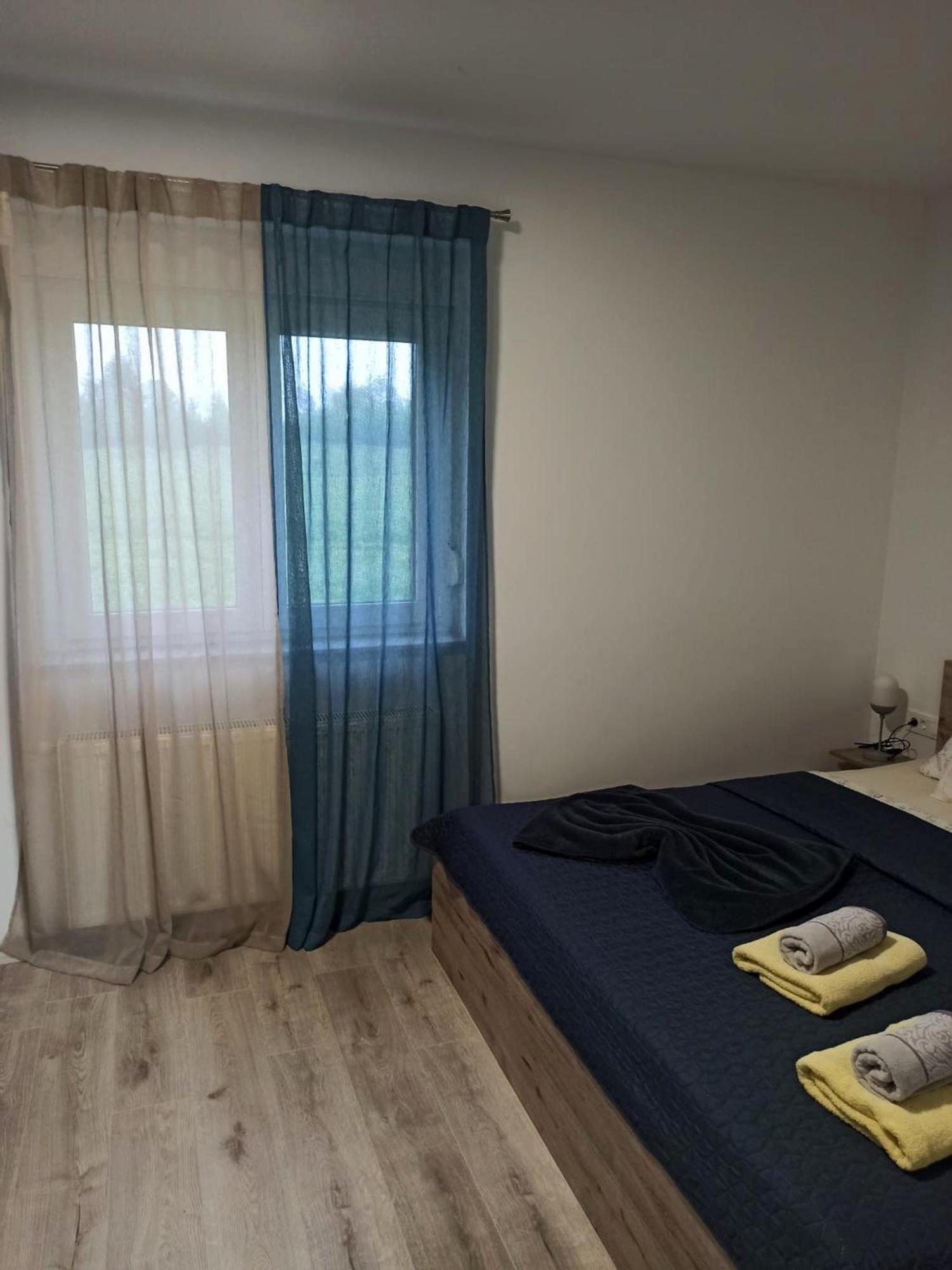 Apartmani Leptir Rakovica Exterior foto