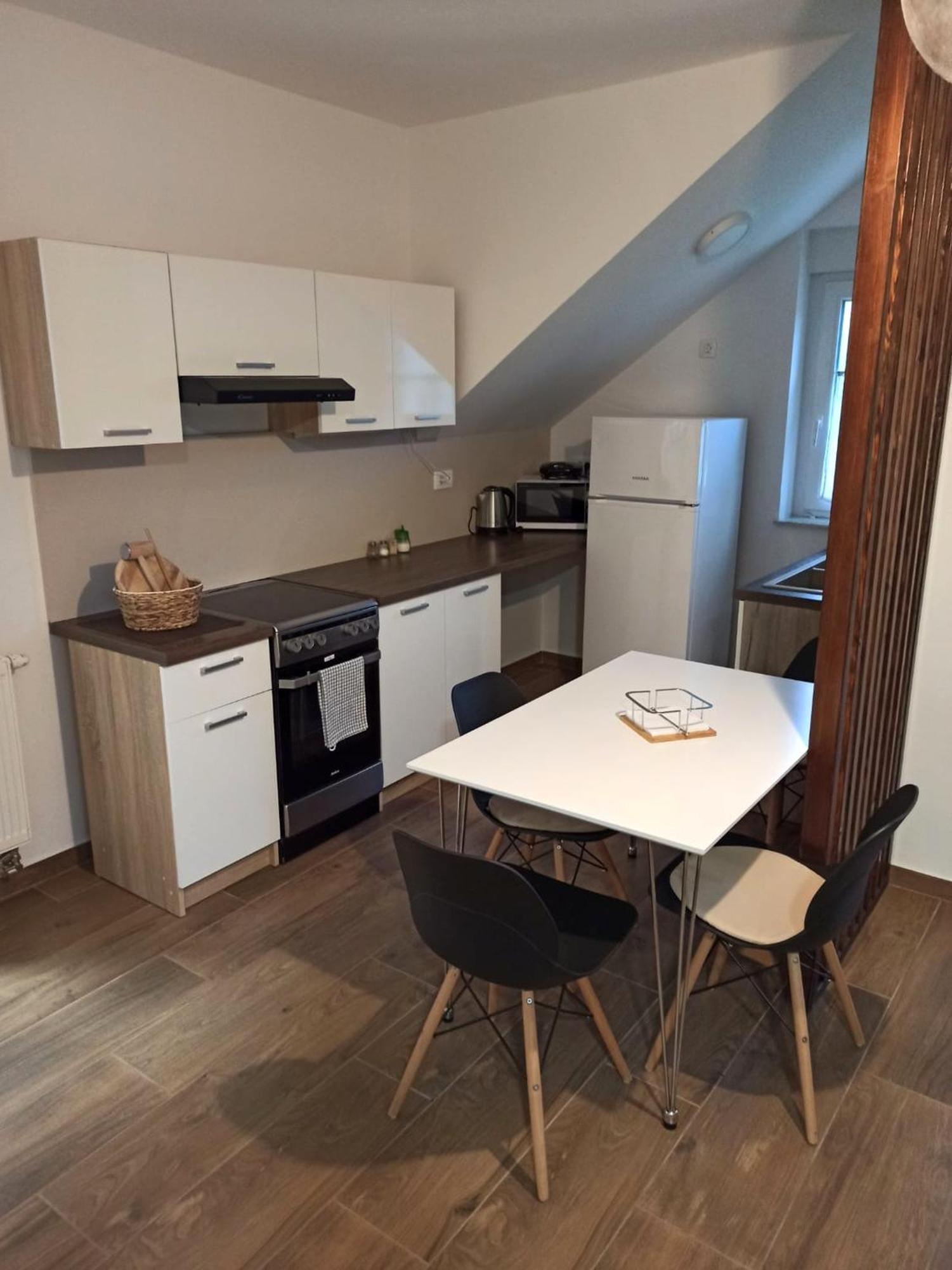 Apartmani Leptir Rakovica Exterior foto